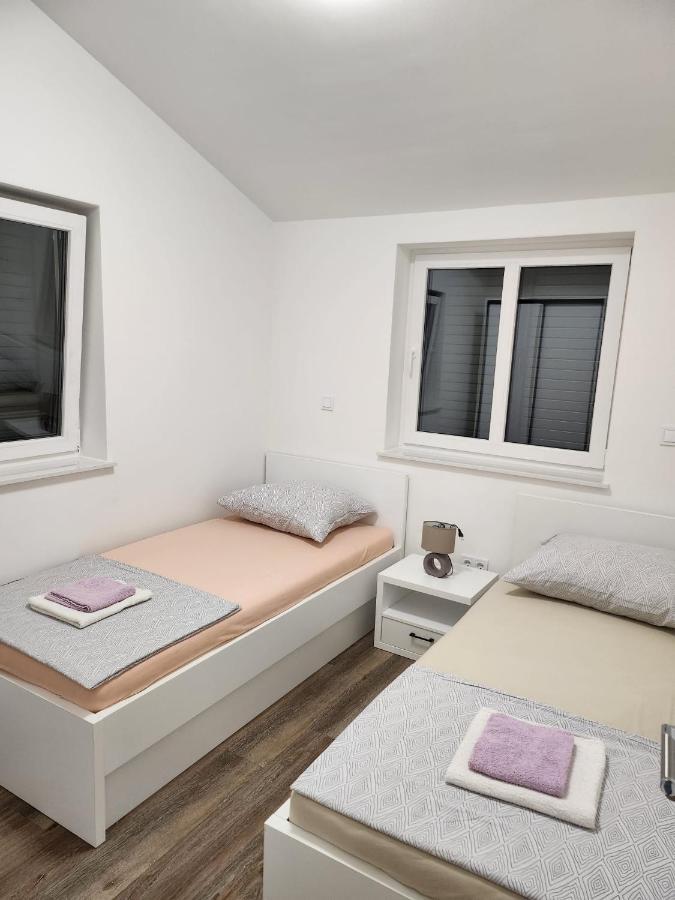 Apartmani M&L I M&J Malinska Luaran gambar
