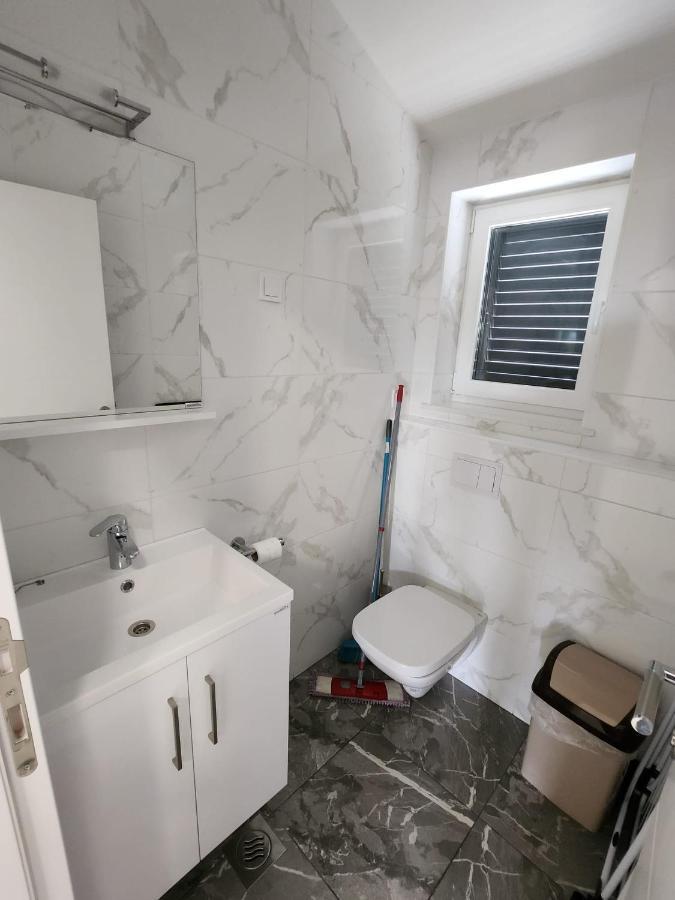 Apartmani M&L I M&J Malinska Luaran gambar